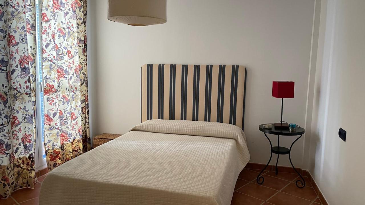 Apartamento De 3 Dormitorios A 60 M De La Playa En La Isleta, Cabo De Gata Ла-Ислета-дель-Моро Экстерьер фото