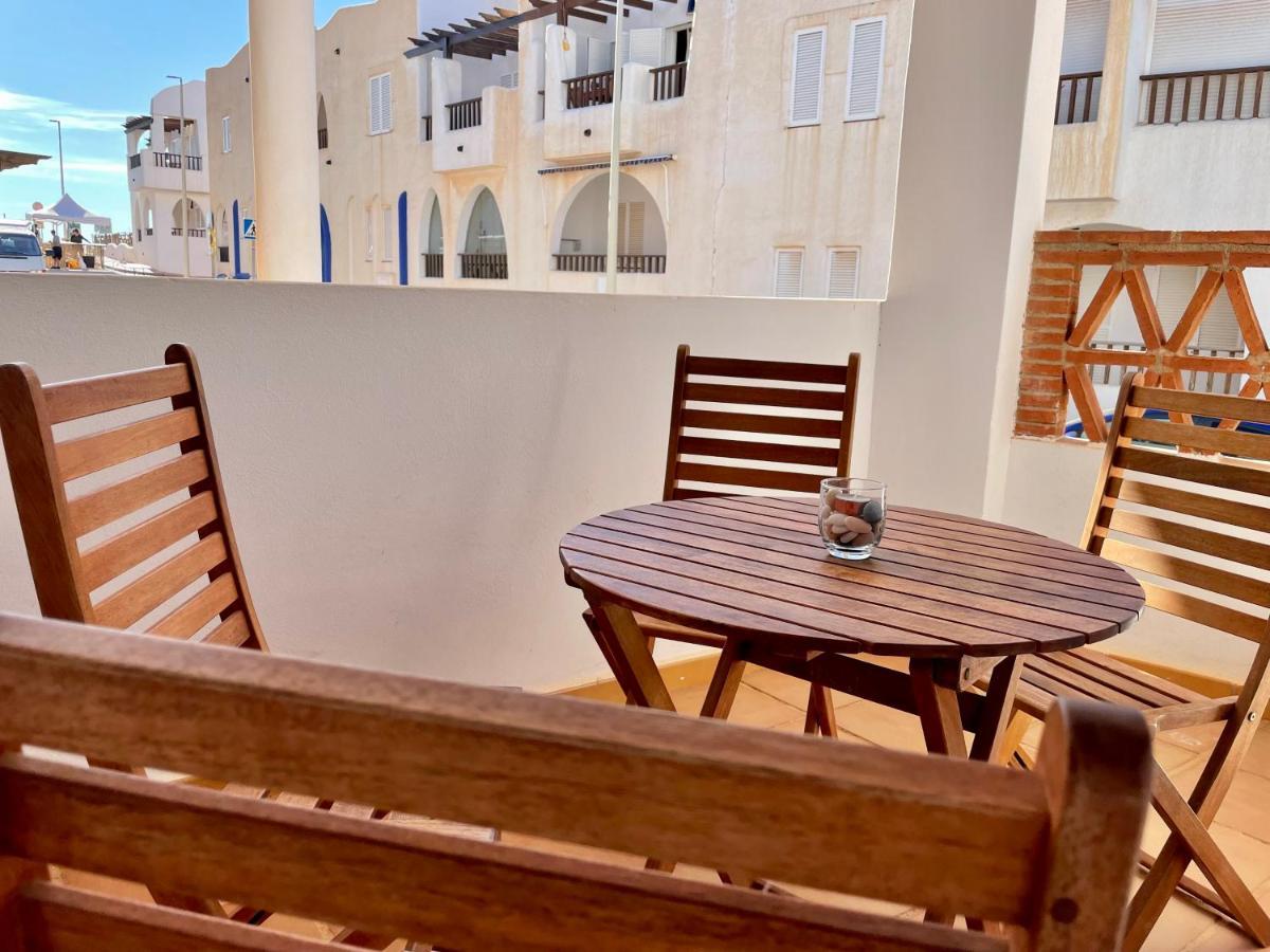 Apartamento De 3 Dormitorios A 60 M De La Playa En La Isleta, Cabo De Gata Ла-Ислета-дель-Моро Экстерьер фото